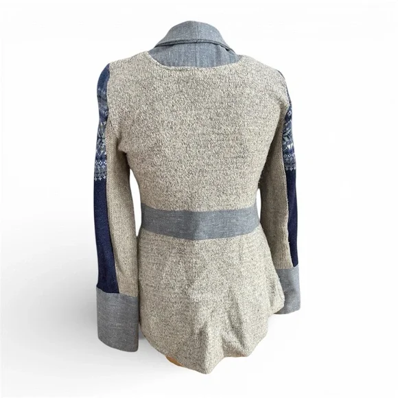 Paper People Clothing | Mixed Media Blazer - Picture 4 of 11